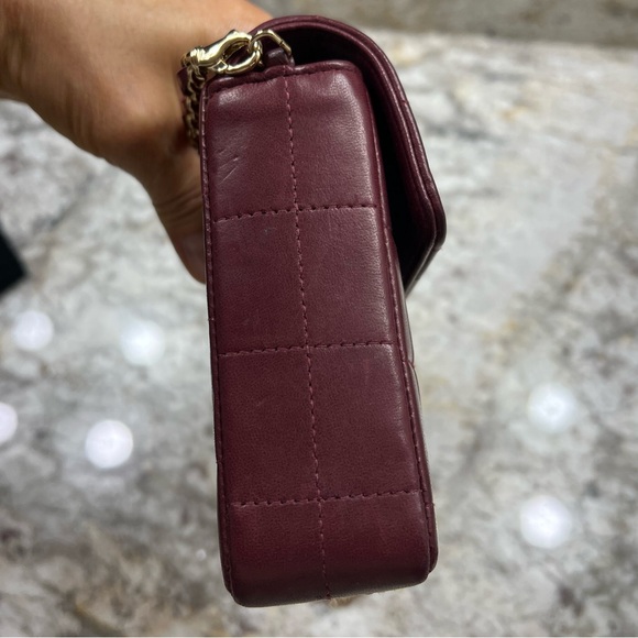 Chanel burgundy color  Shoulder Strap Bag. - Picture 8 of 17